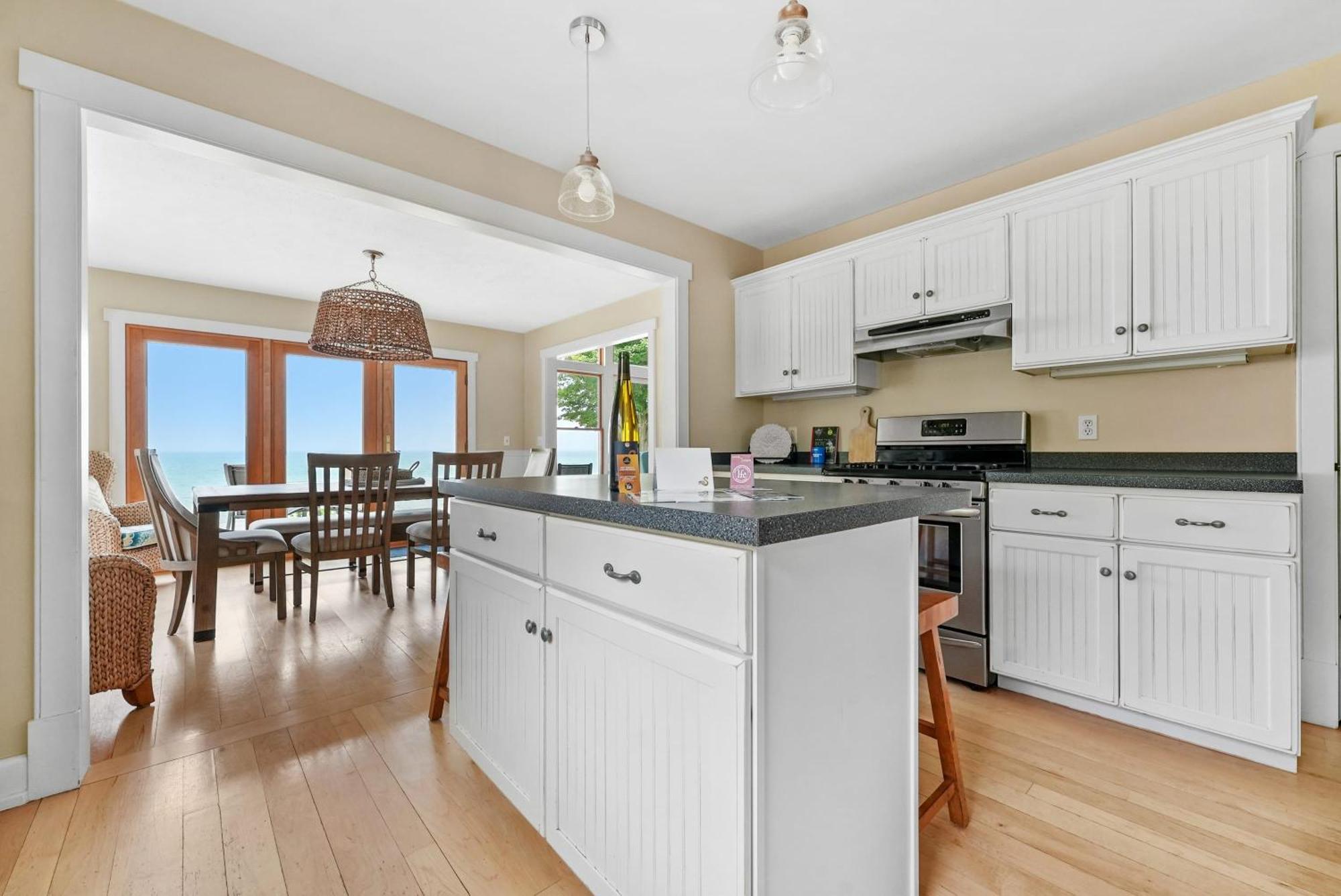 Northport Bay Beach Getaway Exterior photo